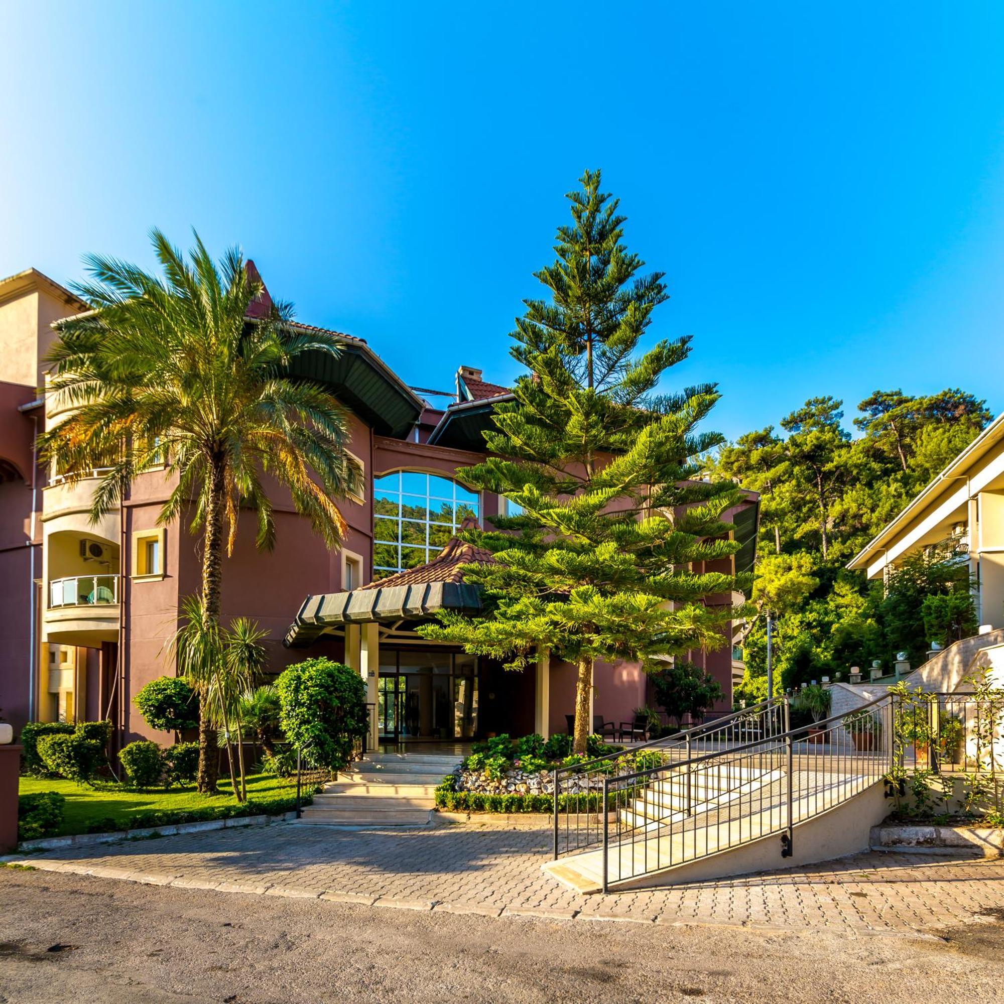 מרמריס Julian Forest Suites מראה חיצוני תמונה